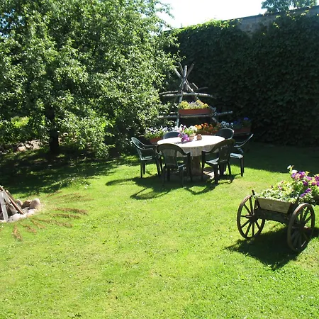 Pulkvedis Guest house